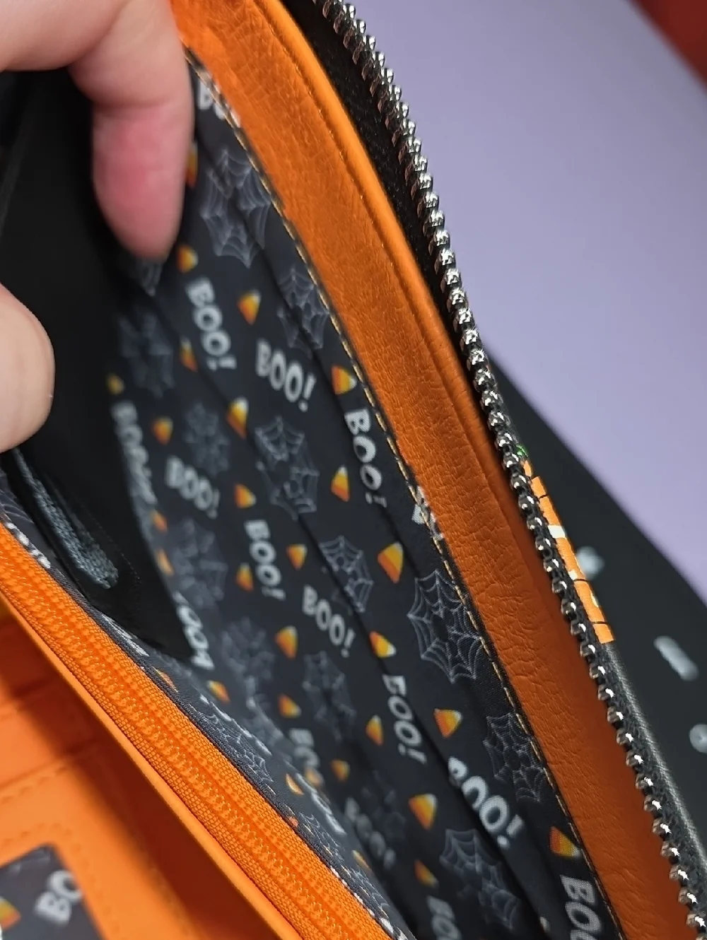 LF NWOT Mickey, Minnie Halloween Pumpkin Zip Wallet - Picture 4 of 9